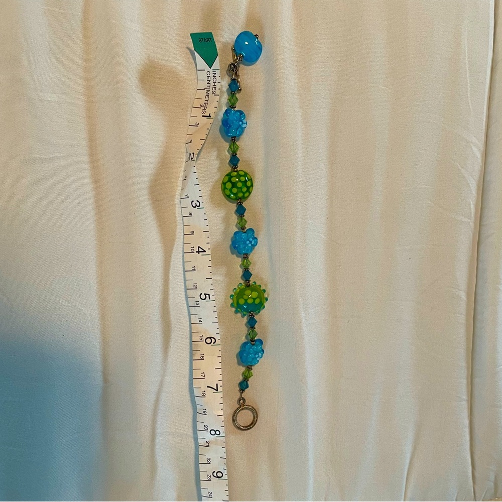 Beautiful hand made bracelet.  All glass beads are handmade as well.